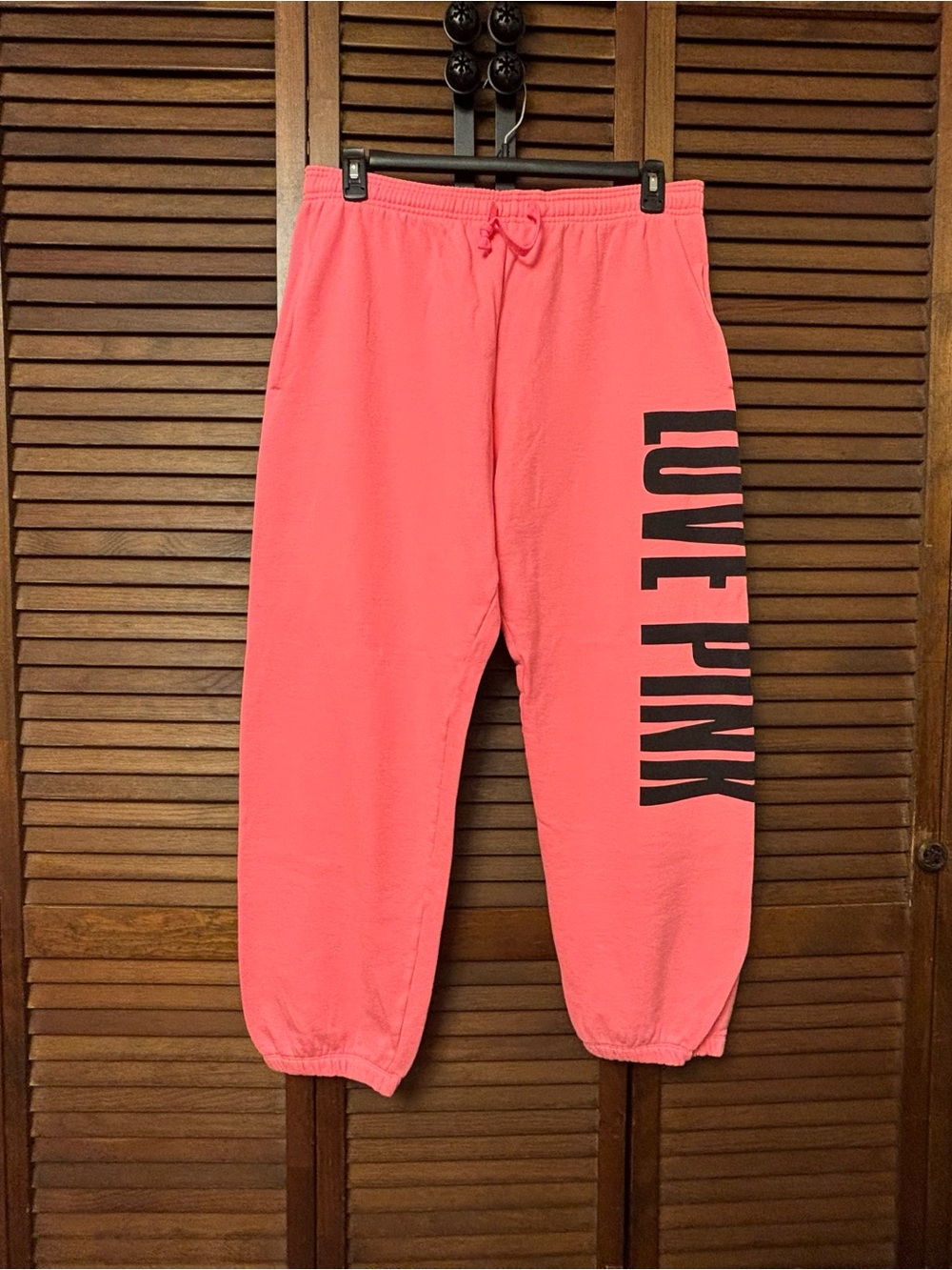 PINK Victoria's Secret LOVE PINK Relaxed Fit SweatPants with Pockets